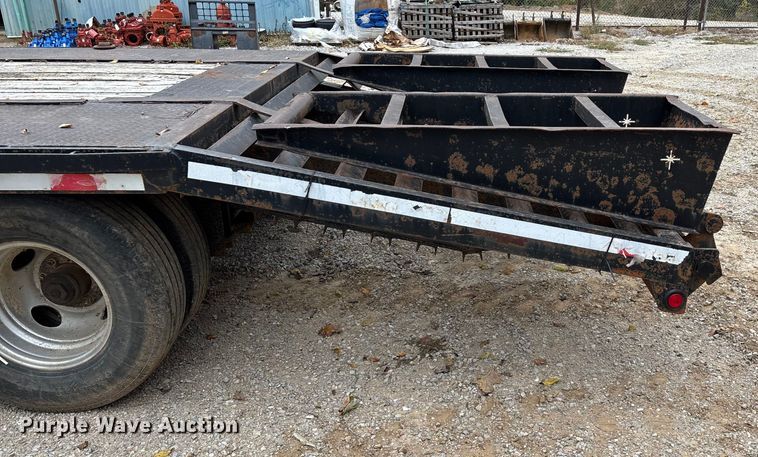 image for item EN5766 2012 Starlite equipment trailer