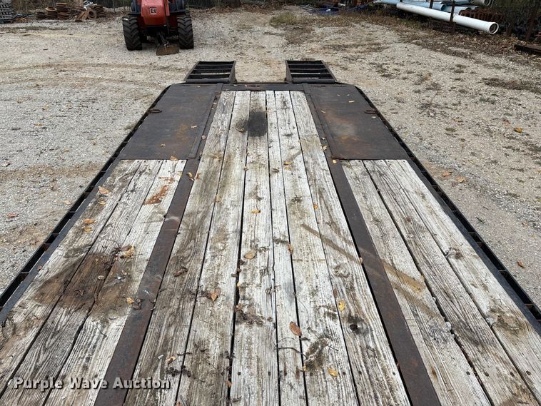 image for item EN5766 2012 Starlite equipment trailer