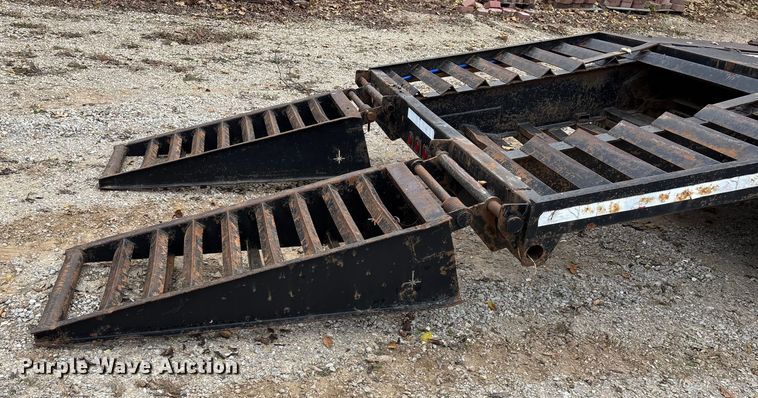 image for item EN5766 2012 Starlite equipment trailer