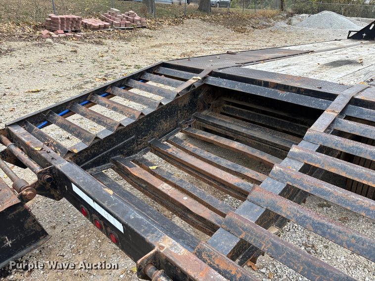 image for item EN5766 2012 Starlite equipment trailer