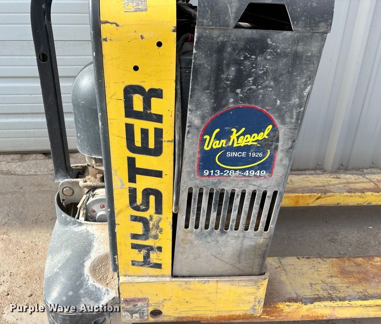 image for item EN5812 Hyster W40Z pallet jack