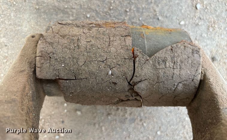 image for item EN5812 Hyster W40Z pallet jack