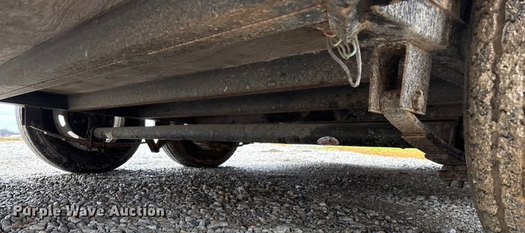 image for item EN5842 2016 MTPA Pro Star Windbreaker enclosed cargo trailer