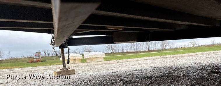 image for item EN5842 2016 MTPA Pro Star Windbreaker enclosed cargo trailer