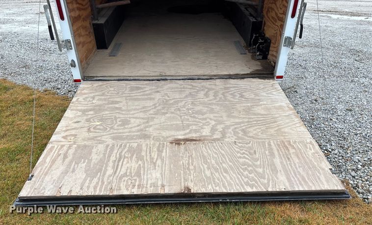 image for item EN5842 2016 MTPA Pro Star Windbreaker enclosed cargo trailer