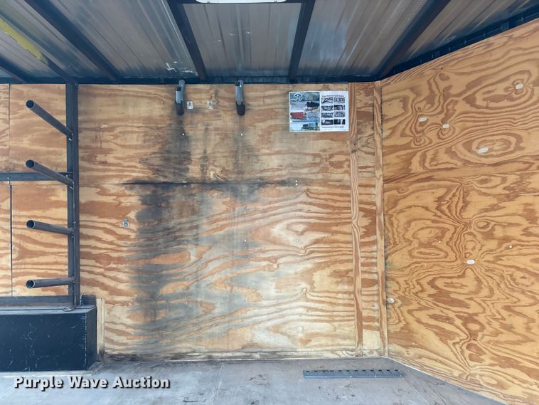 image for item EN5842 2016 MTPA Pro Star Windbreaker enclosed cargo trailer