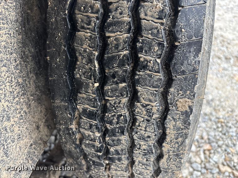 image for item EN5842 2016 MTPA Pro Star Windbreaker enclosed cargo trailer