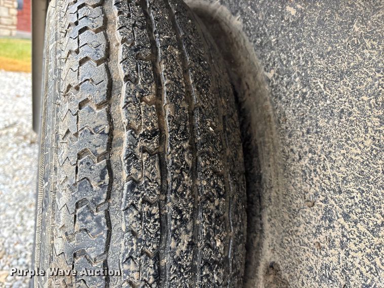 image for item EN5842 2016 MTPA Pro Star Windbreaker enclosed cargo trailer