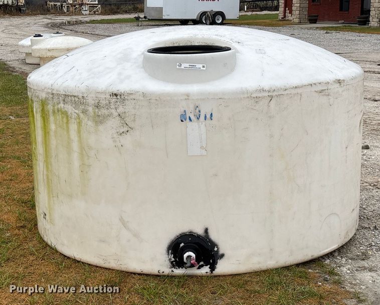 image for item EN5854 Poly tank