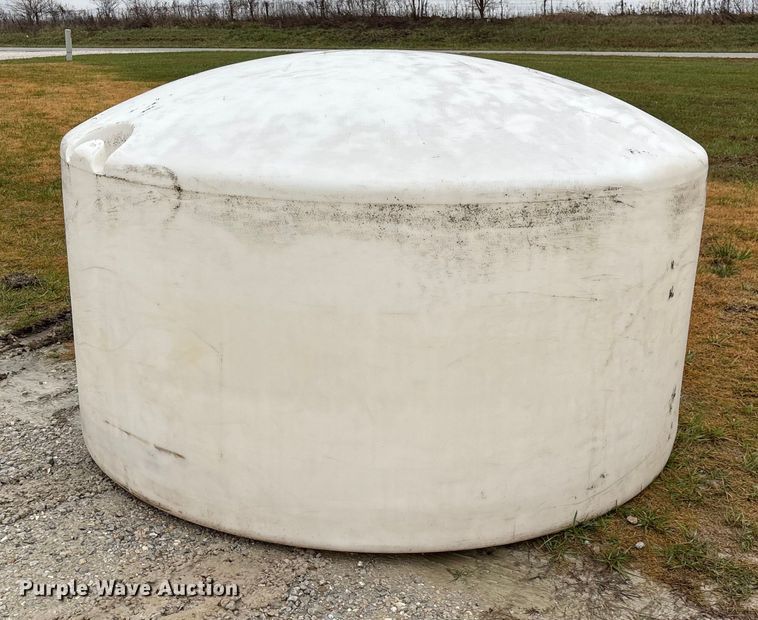 image for item EN5854 Poly tank