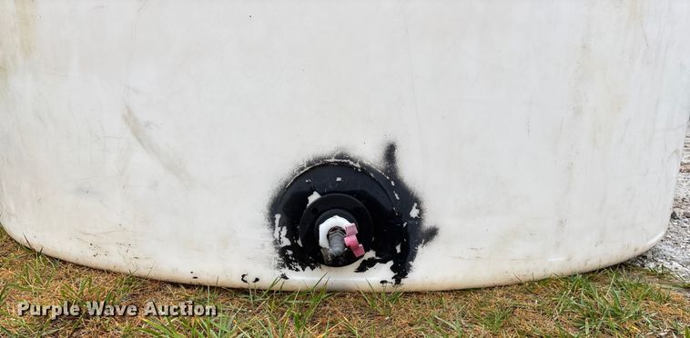 image for item EN5854 Poly tank