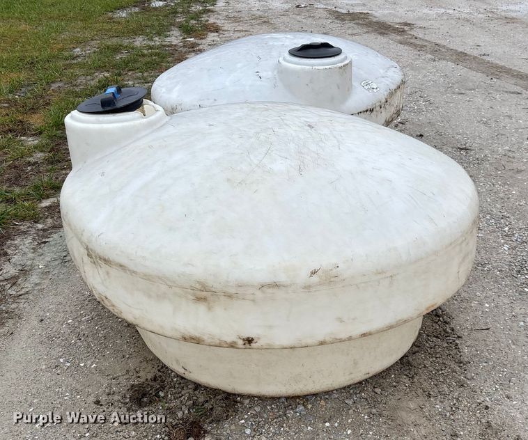 image for item EN5855 (2) poly tanks