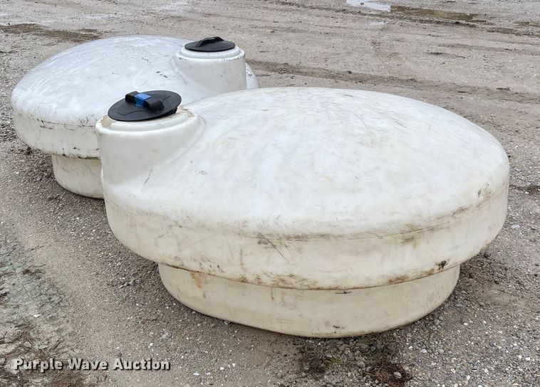 image for item EN5855 (2) poly tanks
