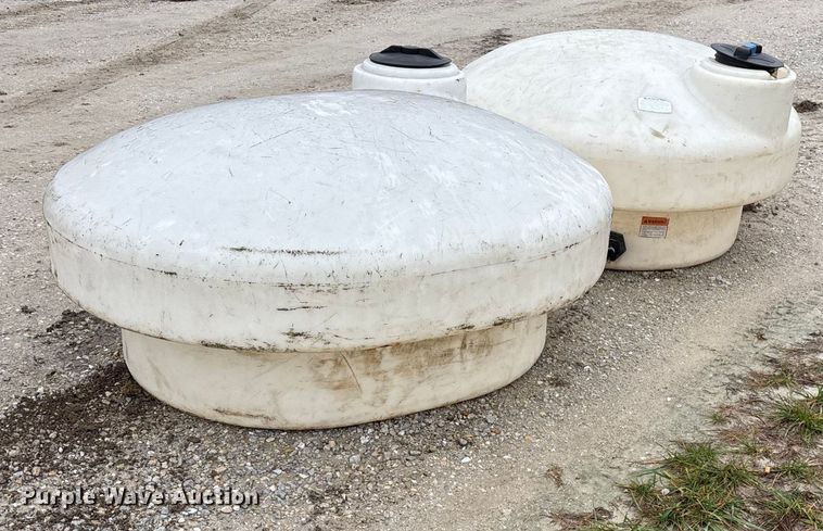 image for item EN5855 (2) poly tanks