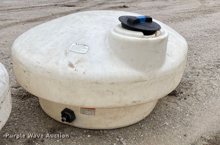 image for item EN5855 (2) poly tanks