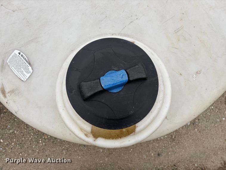 image for item EN5855 (2) poly tanks