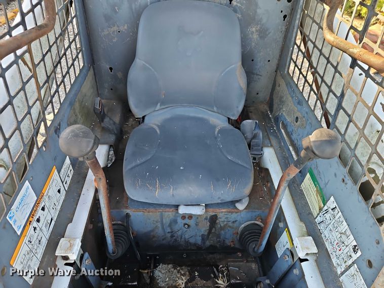 image for item EO4722 1994 Bobcat 853 skid steer loader