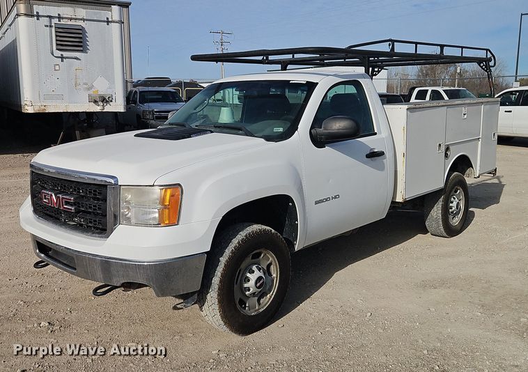 image for item EO4813 2012 GMC Sierra 2500HD utility bed pickup truck
