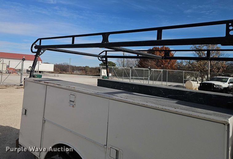 image for item EO4813 2012 GMC Sierra 2500HD utility bed pickup truck