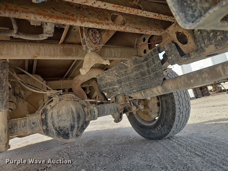 image for item EO4813 2012 GMC Sierra 2500HD utility bed pickup truck