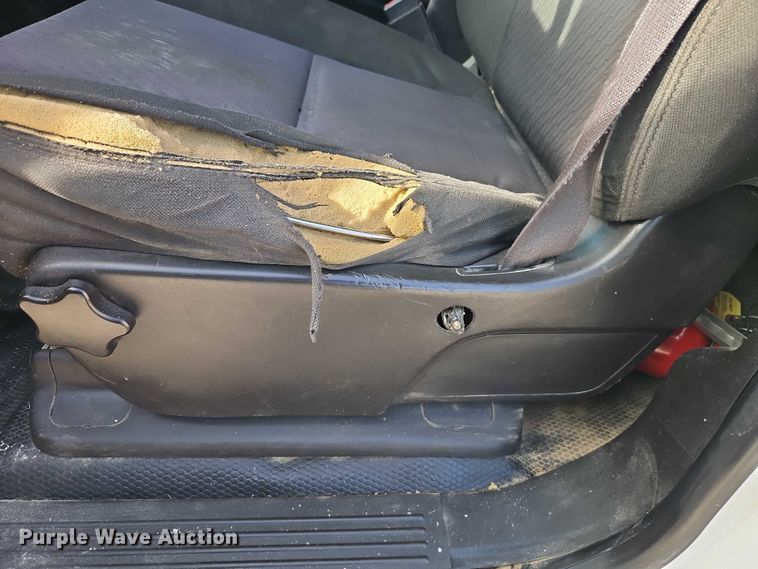 image for item EO4813 2012 GMC Sierra 2500HD utility bed pickup truck