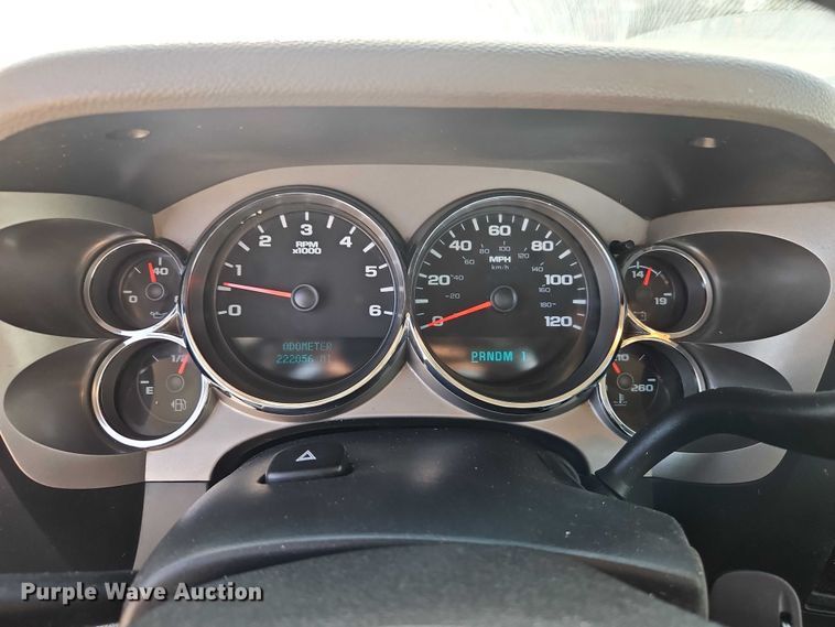 image for item EO4813 2012 GMC Sierra 2500HD utility bed pickup truck