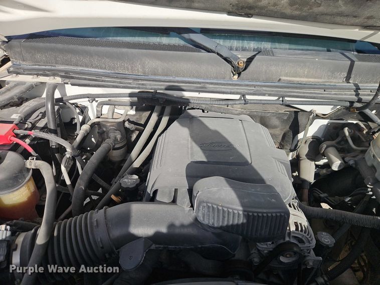 image for item EO4813 2012 GMC Sierra 2500HD utility bed pickup truck