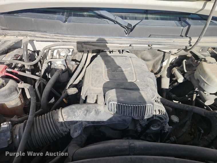 image for item EO4814 2013 Chevrolet Silverado 2500HD Crew Cab utility bed pickup truck