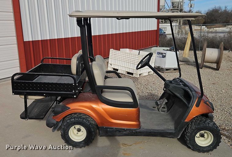 image for item EO4816 Yamaha golf cart
