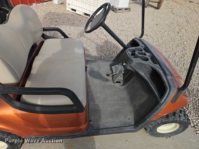 image for item EO4816 Yamaha golf cart