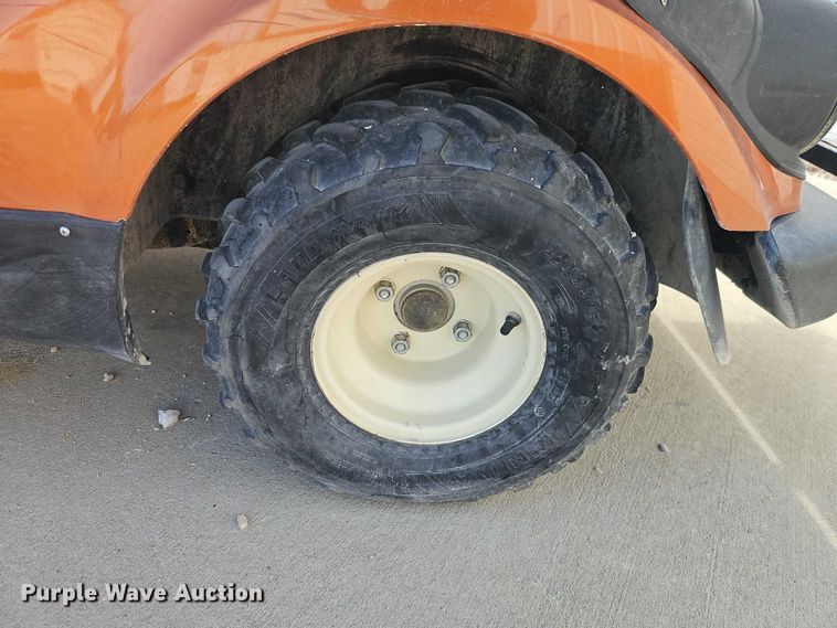 image for item EO4816 Yamaha golf cart