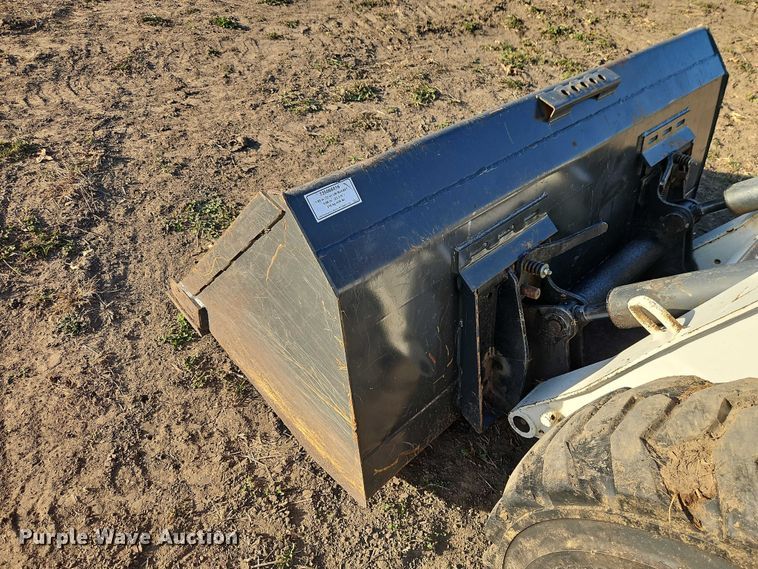 image for item EO4819 2009 Bobcat S250 skid steer loader