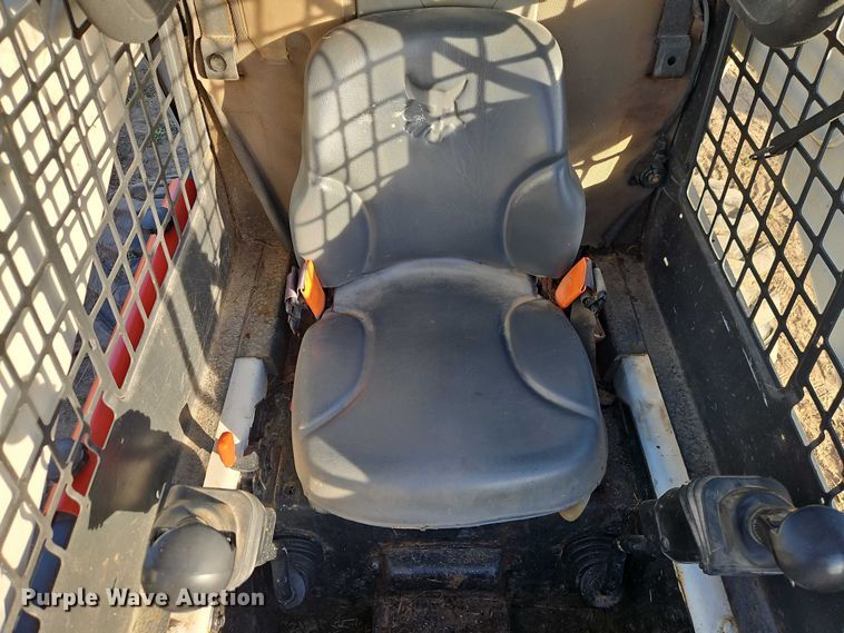 image for item EO4819 2009 Bobcat S250 skid steer loader