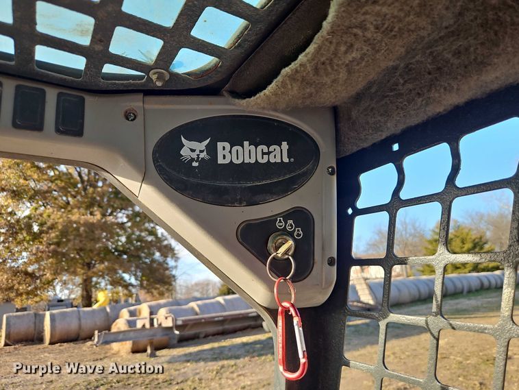 image for item EO4819 2009 Bobcat S250 skid steer loader