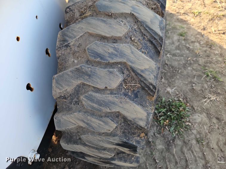 image for item EO4819 2009 Bobcat S250 skid steer loader