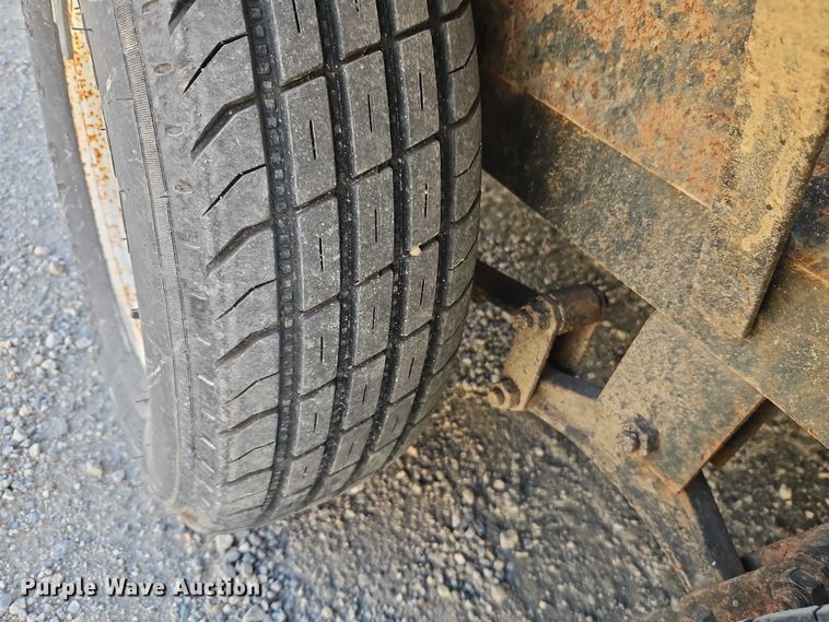 image for item EO4820 2005 Buck Dandy utility trailer