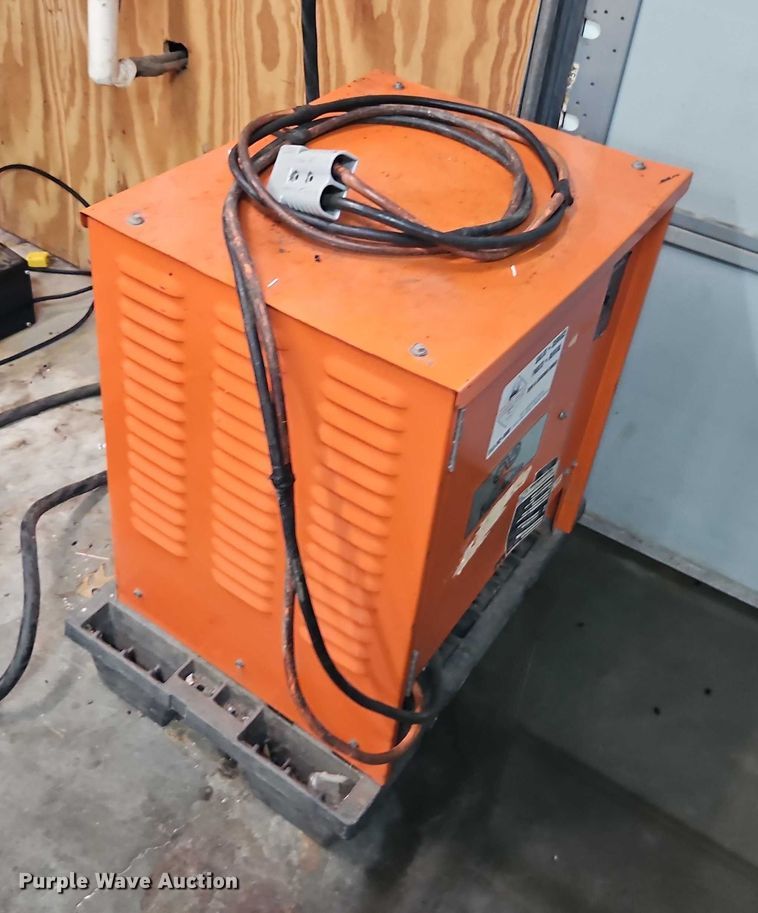 image for item EO4824 Linde B30 TE/S forklift