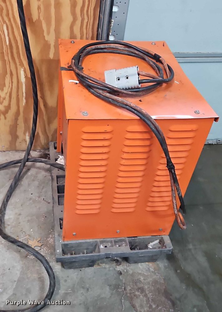 image for item EO4824 Linde B30 TE/S forklift