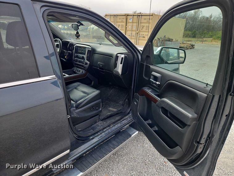 image for item EO4828 2018 GMC Sierra 1500 SLT Crew Cab pickup truck