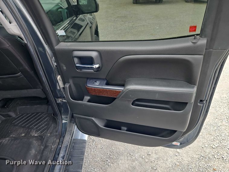 image for item EO4828 2018 GMC Sierra 1500 SLT Crew Cab pickup truck