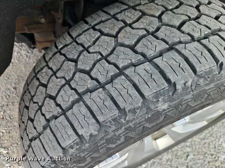 image for item EO4828 2018 GMC Sierra 1500 SLT Crew Cab pickup truck