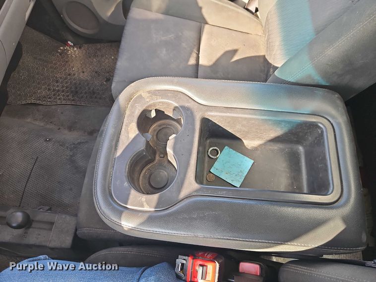 image for item EO4829 2014 Chevrolet Silverado 3500HD utility bed pickup truck