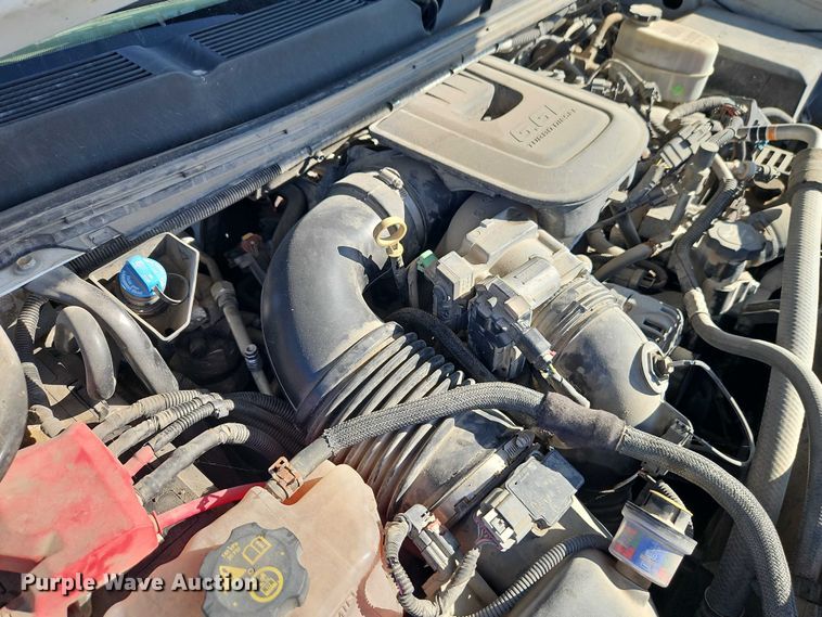 image for item EO4829 2014 Chevrolet Silverado 3500HD utility bed pickup truck