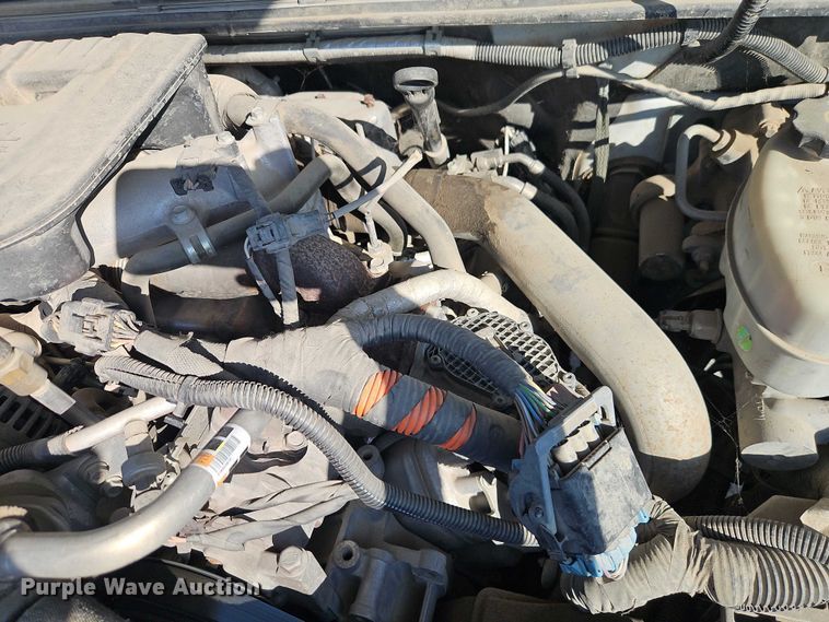 image for item EO4829 2014 Chevrolet Silverado 3500HD utility bed pickup truck