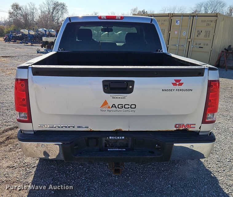 image for item EO4831 2013 GMC Sierra 1500 SLE Crew Cab pickup truck