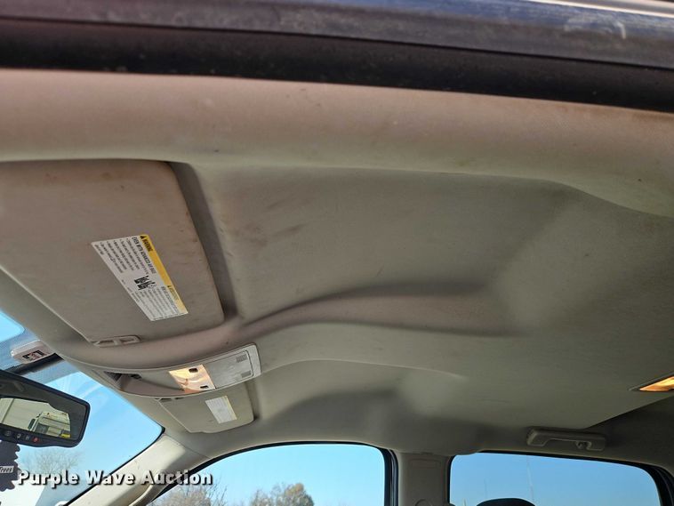 image for item EO4831 2013 GMC Sierra 1500 SLE Crew Cab pickup truck