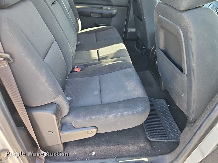 image for item EO4831 2013 GMC Sierra 1500 SLE Crew Cab pickup truck