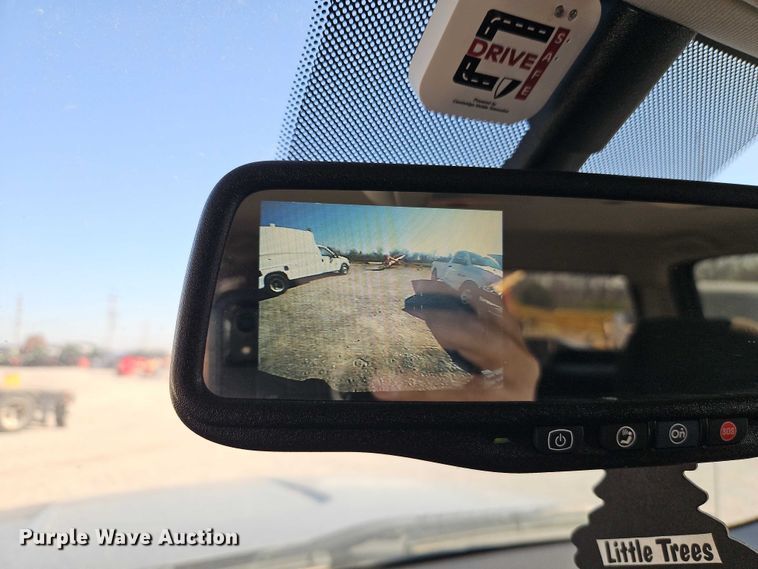 image for item EO4831 2013 GMC Sierra 1500 SLE Crew Cab pickup truck