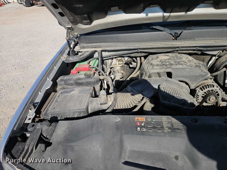 image for item EO4831 2013 GMC Sierra 1500 SLE Crew Cab pickup truck