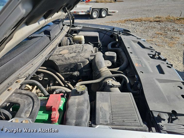 image for item EO4831 2013 GMC Sierra 1500 SLE Crew Cab pickup truck